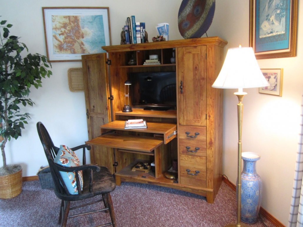 1 Computer Nook at Canon City Florence Colorado Bed Breakfast