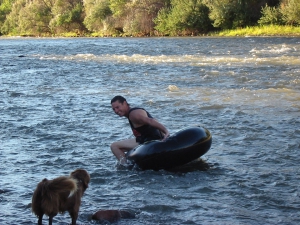 Tubing On The Arkansas River Past Canon City Florence Colorado Bed Breakfast