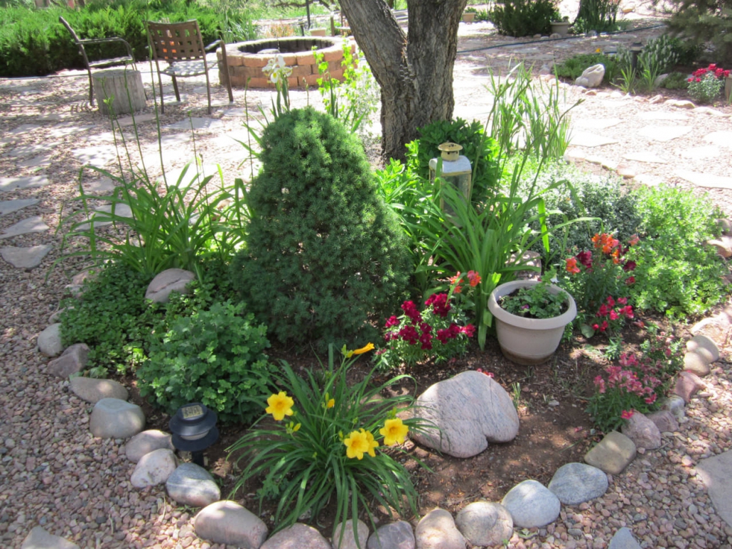 Canon City Florence Colorado Bed Breakfast Flower Garden Around Tree Canon City Florence Colorado Bed Breakfast Flower Garden Around Tree